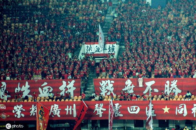 据英媒“Anfieldwatch”报道，本场比赛是远藤航近13天内的第5次首发出战，他也成为球队自2006年1月来首位完成13天5赛的球员，且此前球队仅有6人取得过该成就：芬南、卡拉格、海皮亚、杰拉德、科威尔和克劳奇。